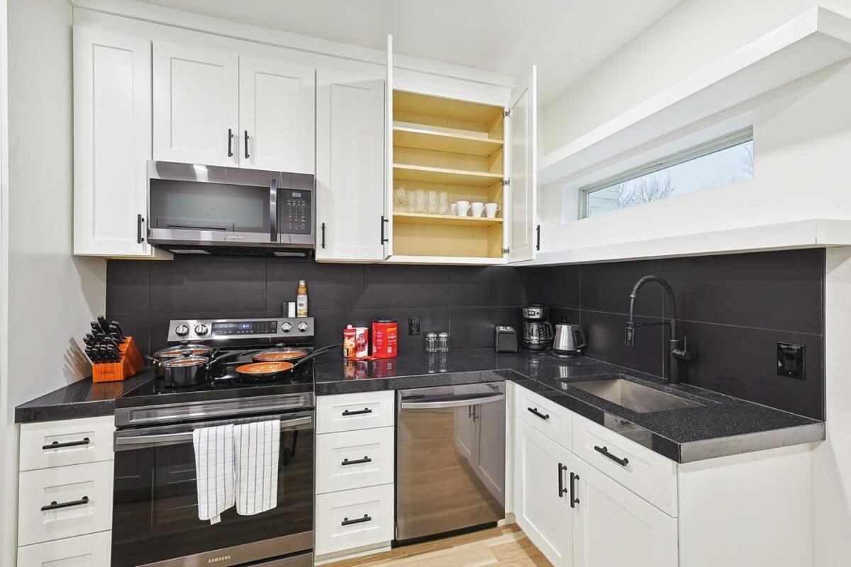 New 2B Townhome Near At&T Global Life 6Flag Arlington Exteriér fotografie